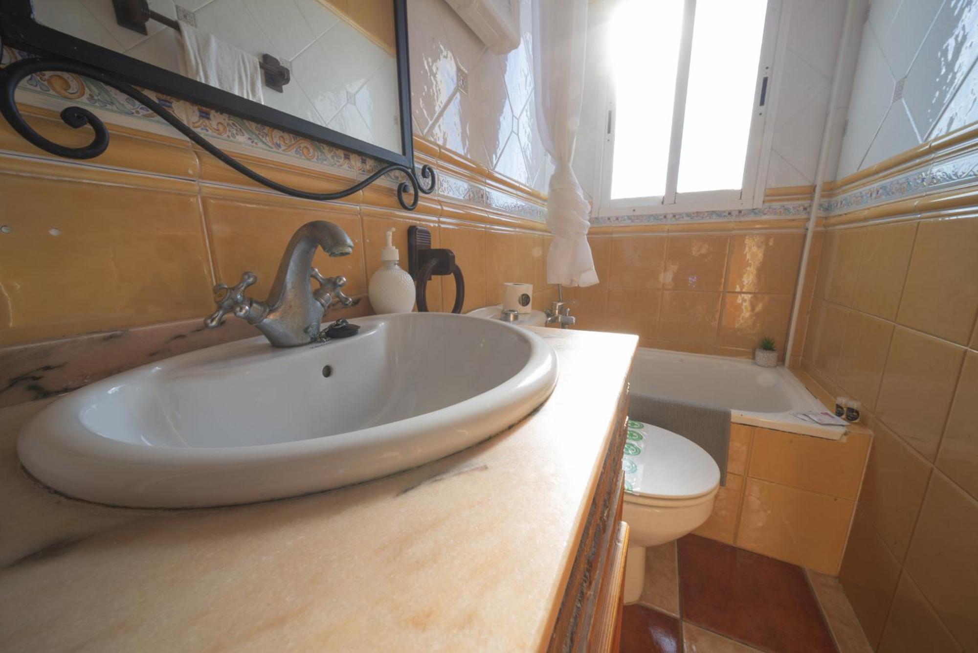 Atico Jimena Granada En El Centro De Nerja Apartment Cameră foto